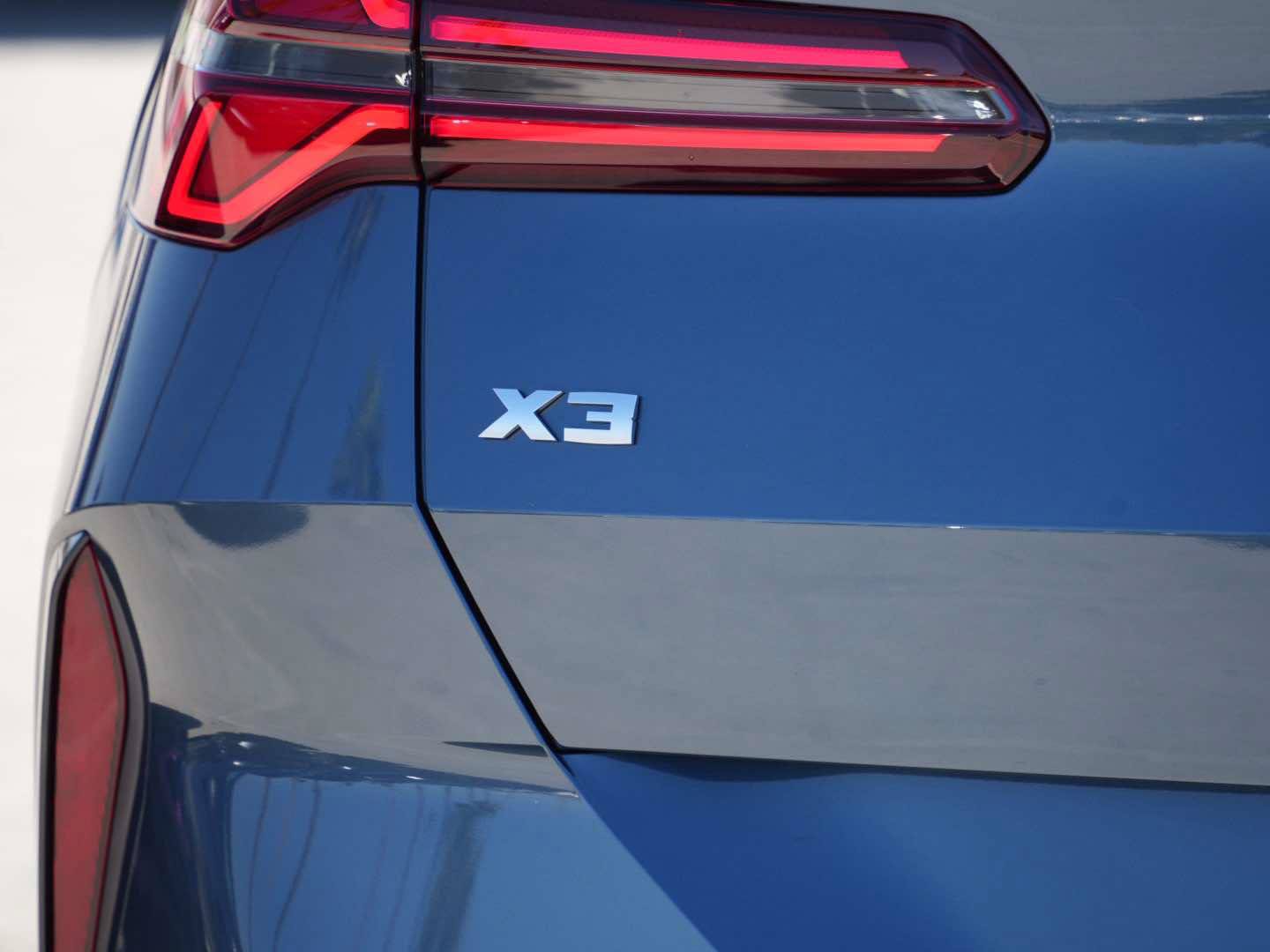 Used 2025 BMW X3 M50 w/ Premium Package AWD/4WD image 5