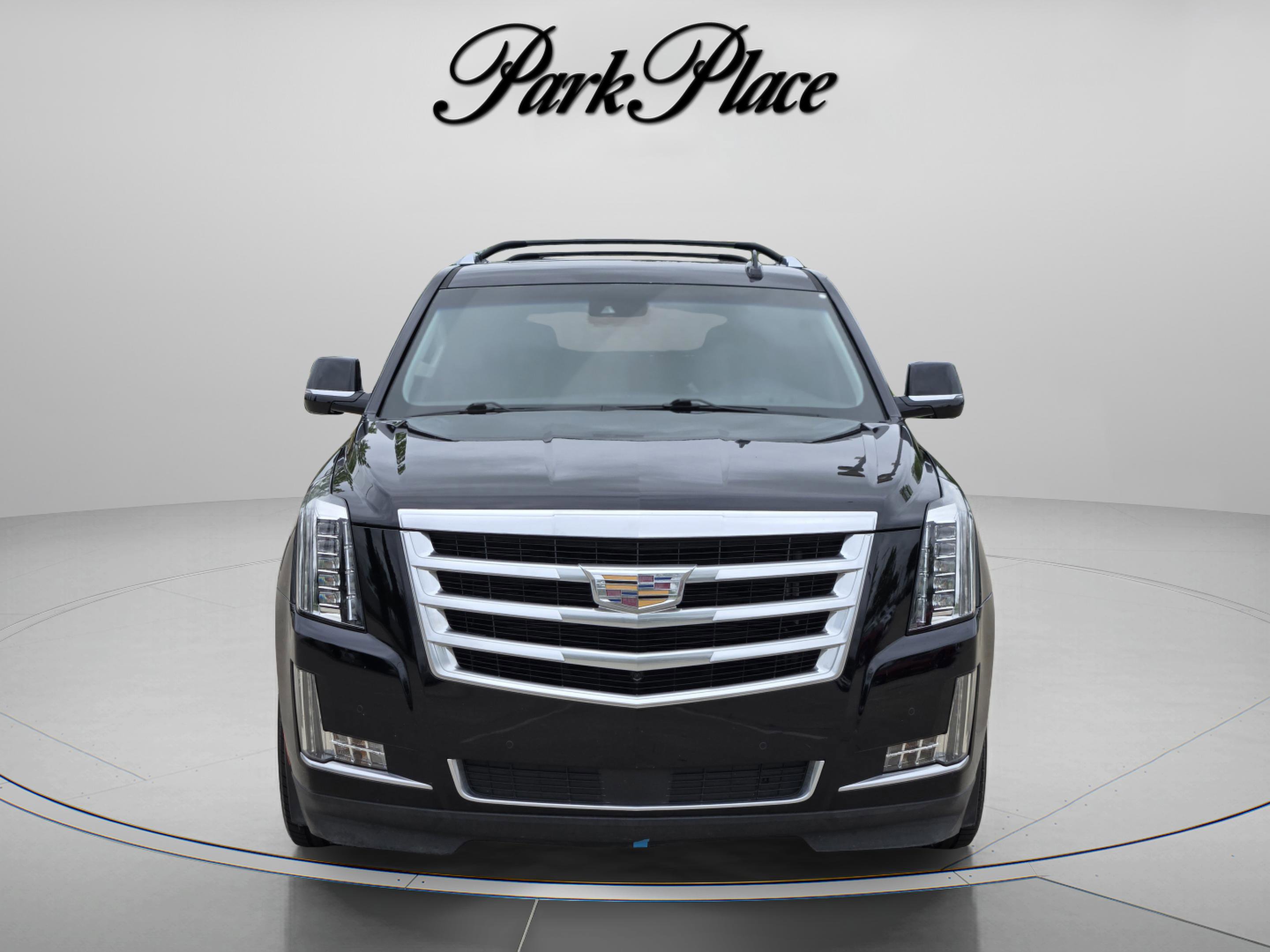 Used 2016 Cadillac Escalade Premium image 8