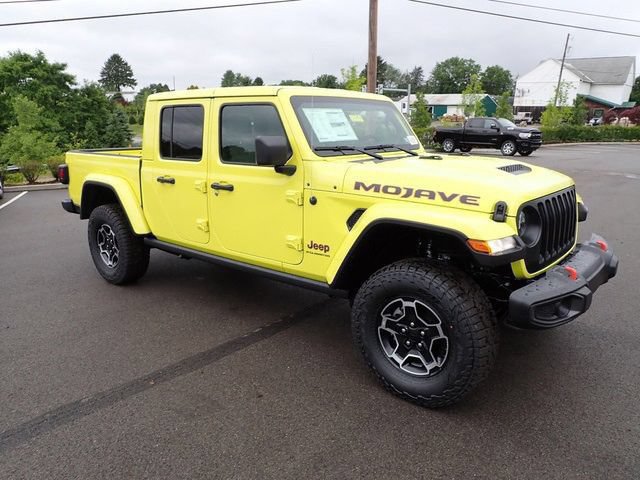 Used 2023 Jeep Gladiator Mojave w/ Cold Weather Group AWD/4WD image 8