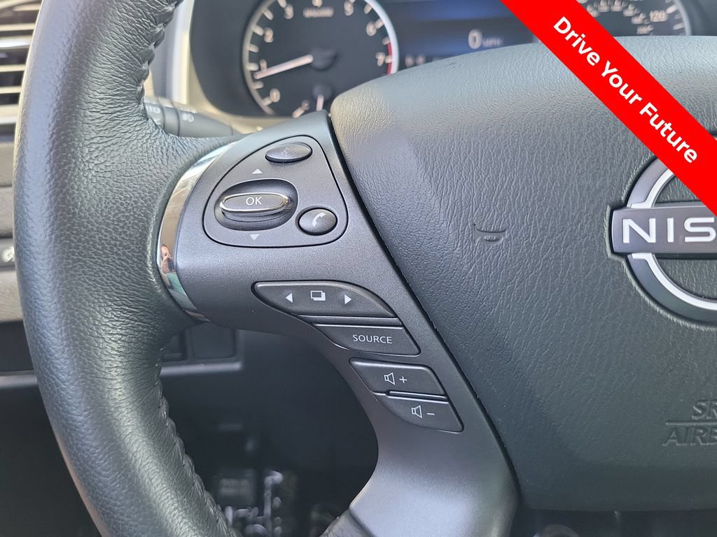 Certified 2023 Nissan Murano SV w/ SV Midnight Edition Package FWD image 7