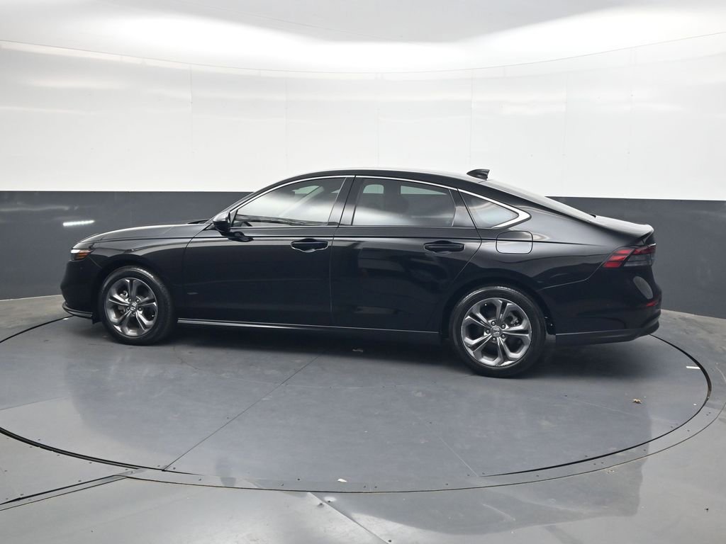 Certified 2023 Honda Accord EX image 7