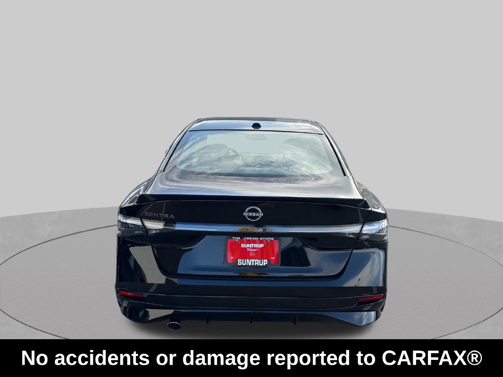 Certified 2027 Nissan Sentra SR w/ Floor Mat Package FWD image 4