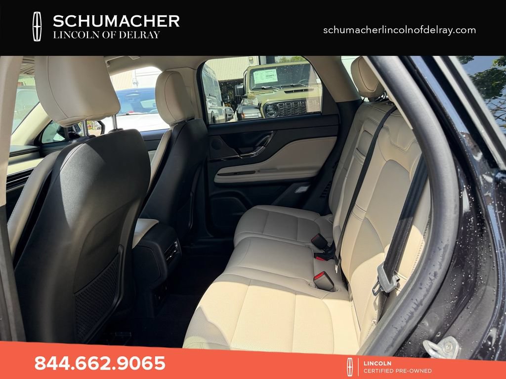 Used 2026 Lincoln Corsair Premiere FWD image 12