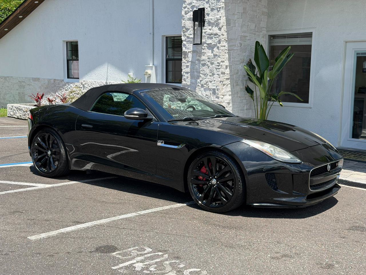 Used 2014 Jaguar F-TYPE S RWD image 21