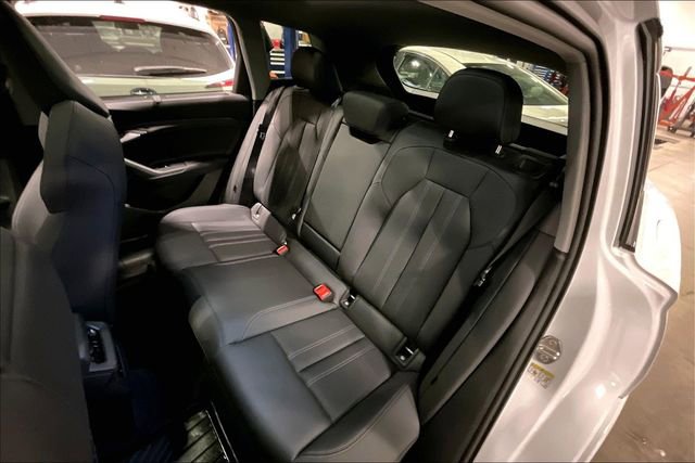 Used 2025 Audi Q6 e-tron Premium Plus w/ Premium Plus image 26