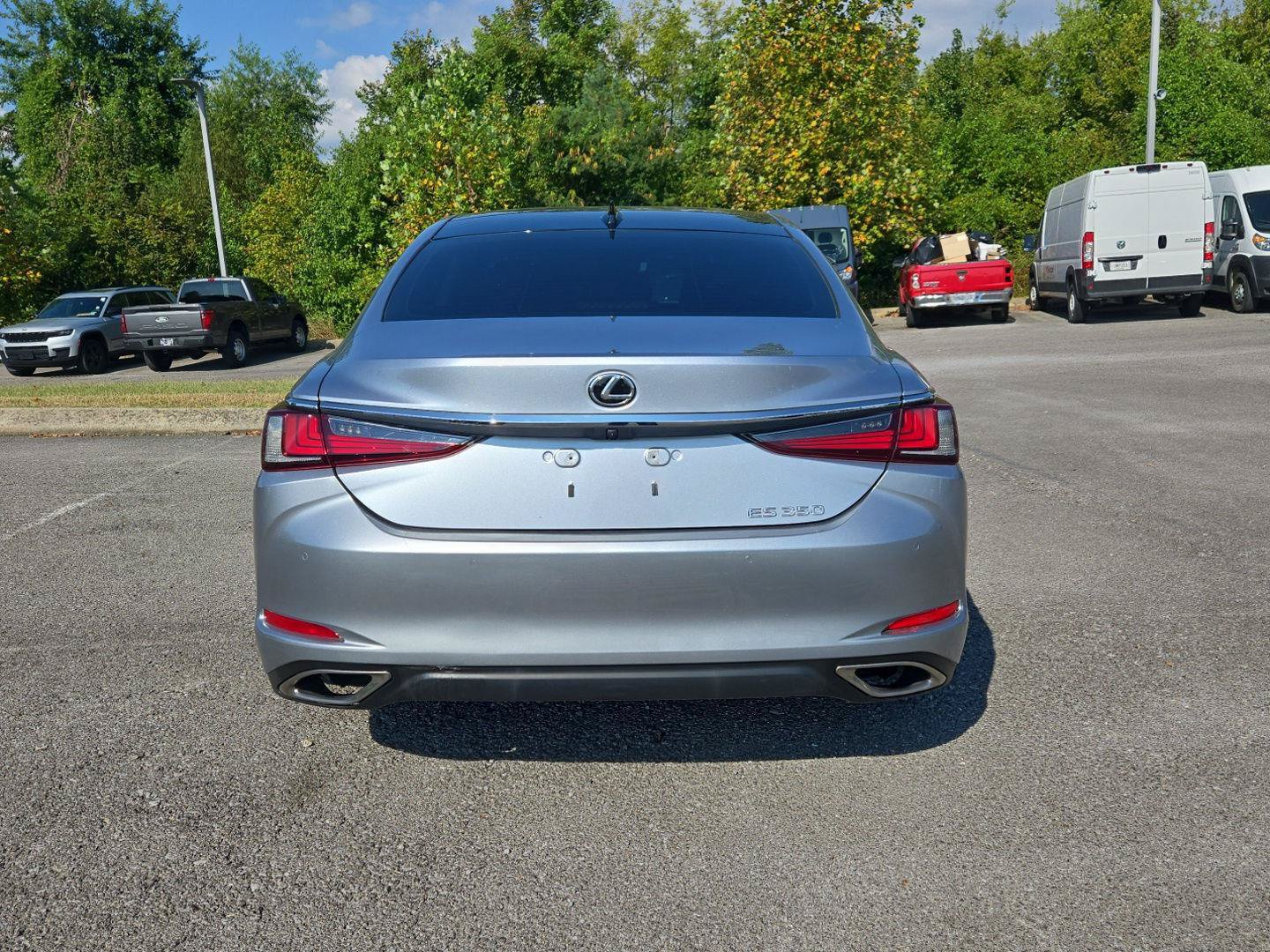 Used 2023 Lexus ES 350 w/ Premium Package FWD image 6