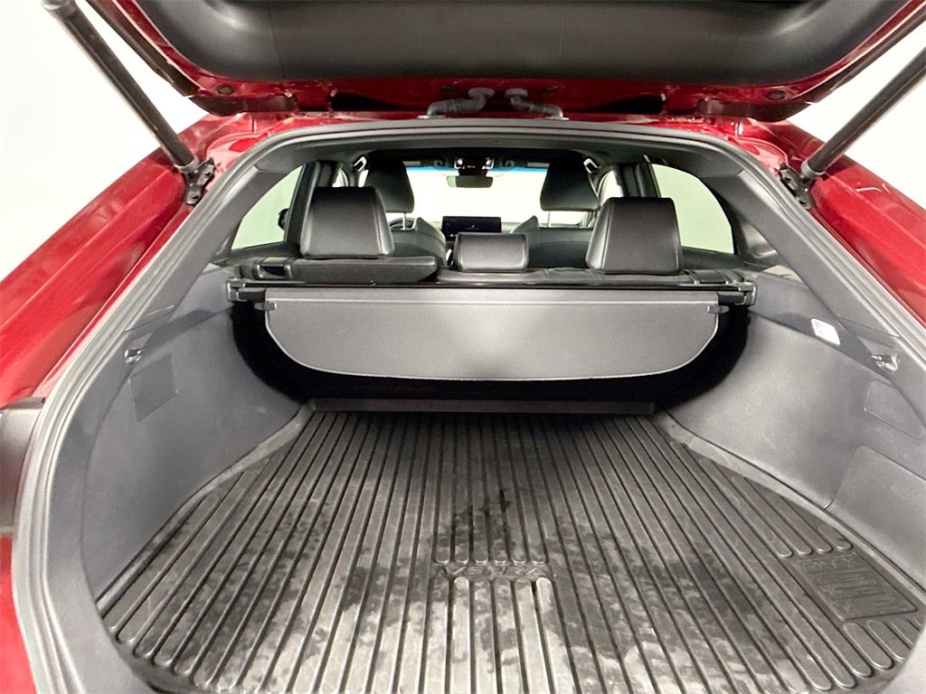 Used 2023 Toyota Venza Nightshade image 27