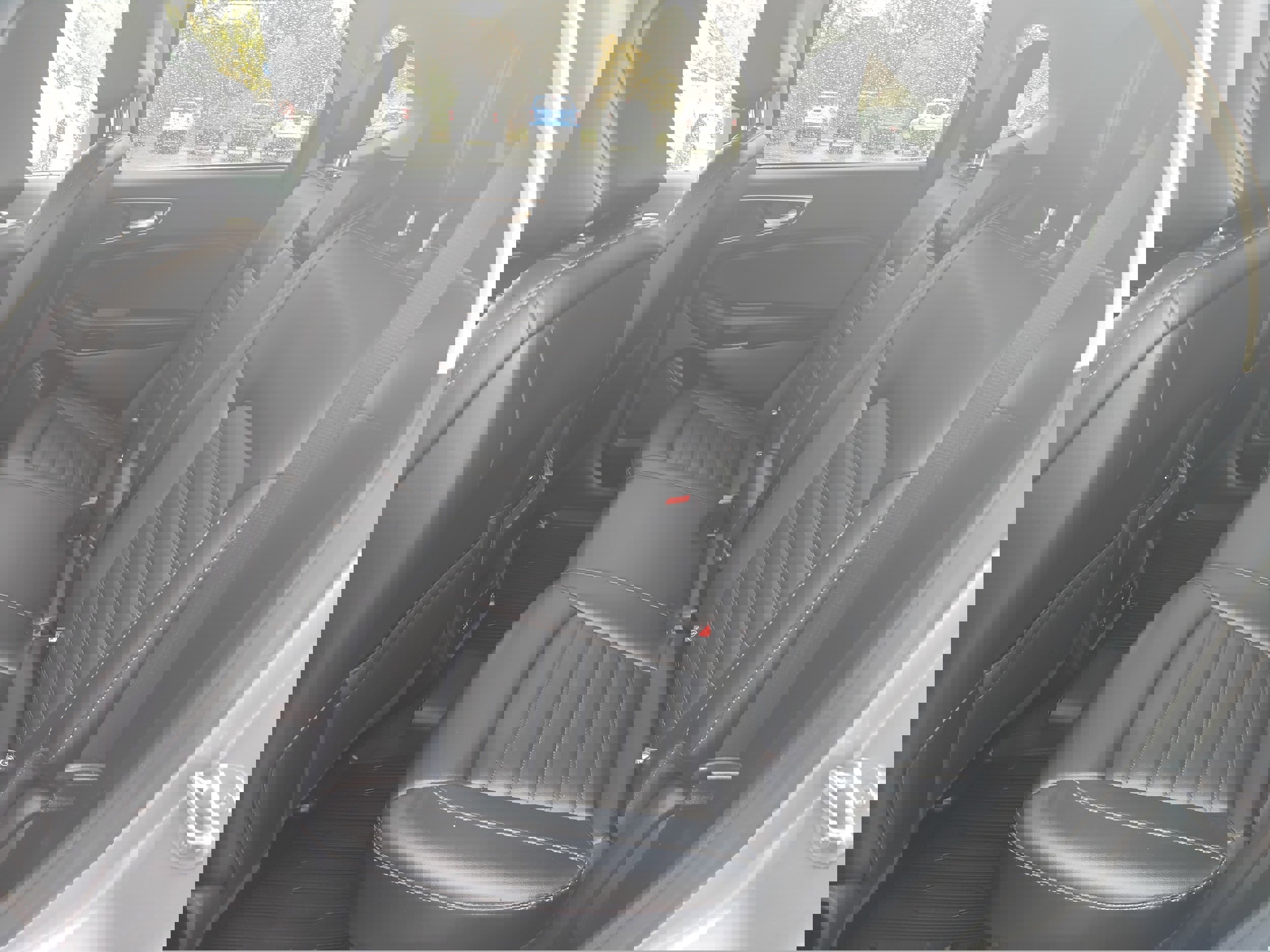 Used 2022 Ford Edge SEL w/ Convenience Package image 10