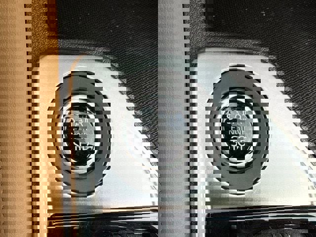 New 2025 Nissan Sentra SV w/ SV Premium Package image 30