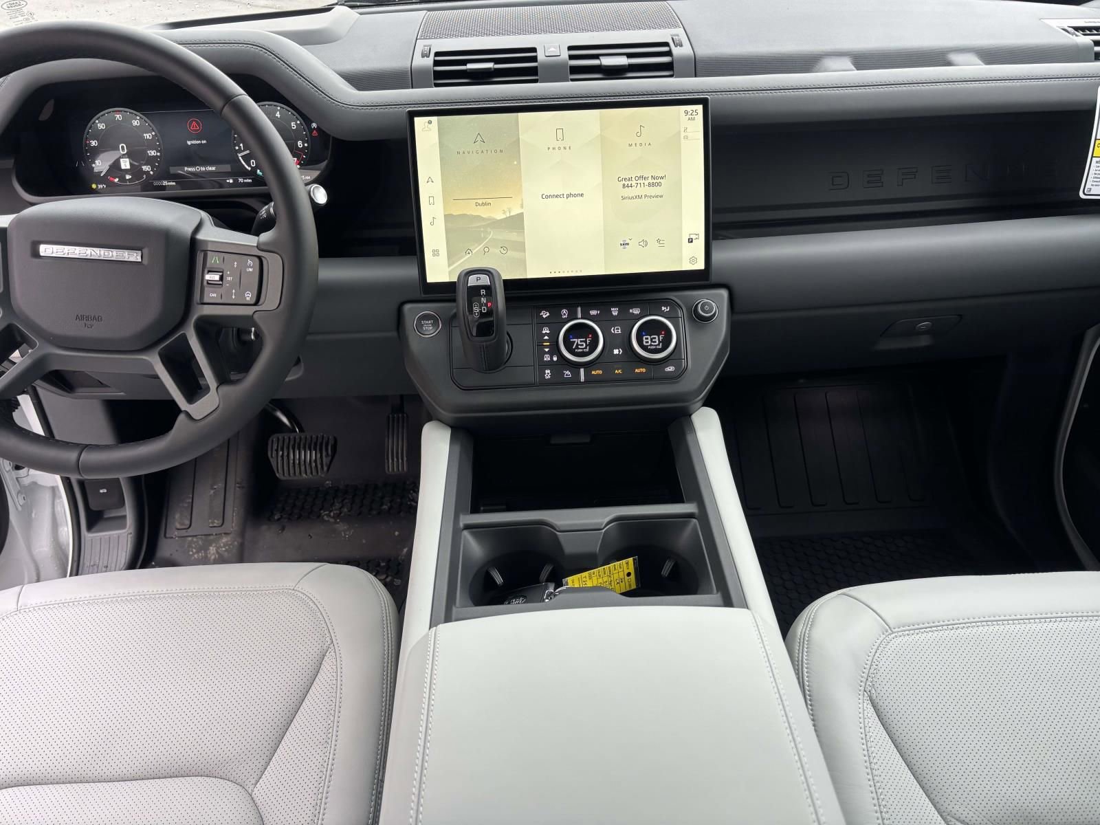 New 2026 Land Rover Defender 110 X-Dynamic SE image 24