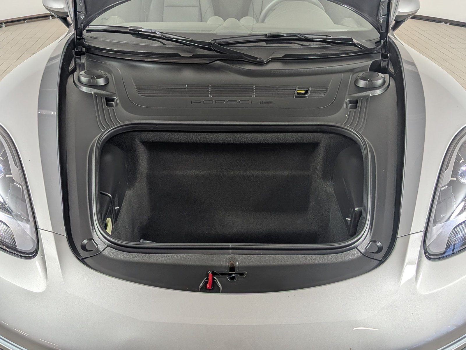 Certified 2025 Porsche 718 Cayman RWD image 21