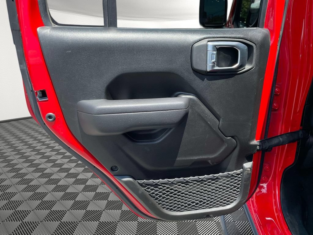 Used 2022 Jeep Wrangler Unlimited Sport AWD/4WD image 13