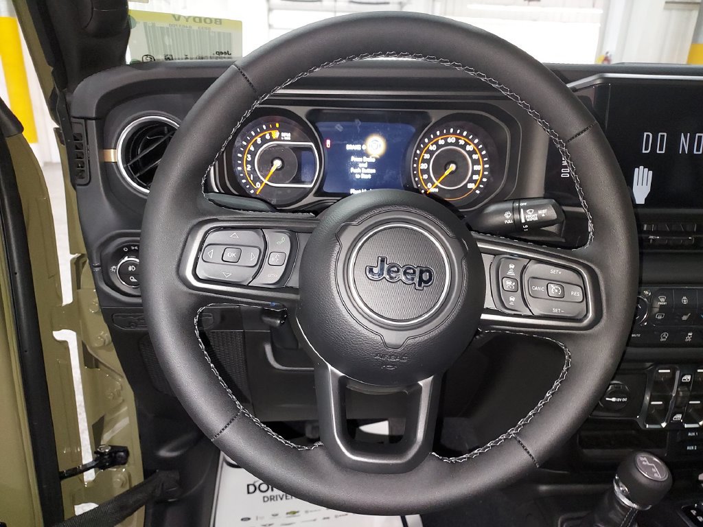 New 2026 Jeep Gladiator Sport AWD/4WD image 20
