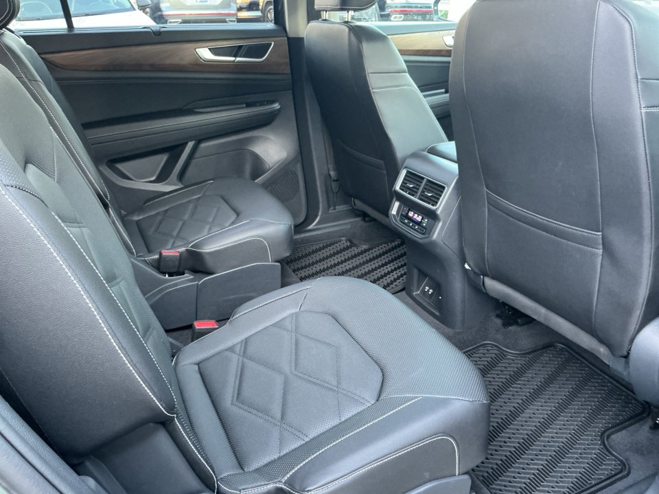 Certified 2026 Volkswagen Atlas SE w/ Panoramic Sunroof Package AWD/4WD image 34