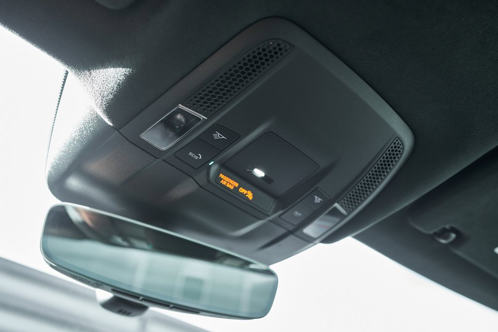 Used 2025 Porsche Taycan Turbo S w/ Premium Package image 84