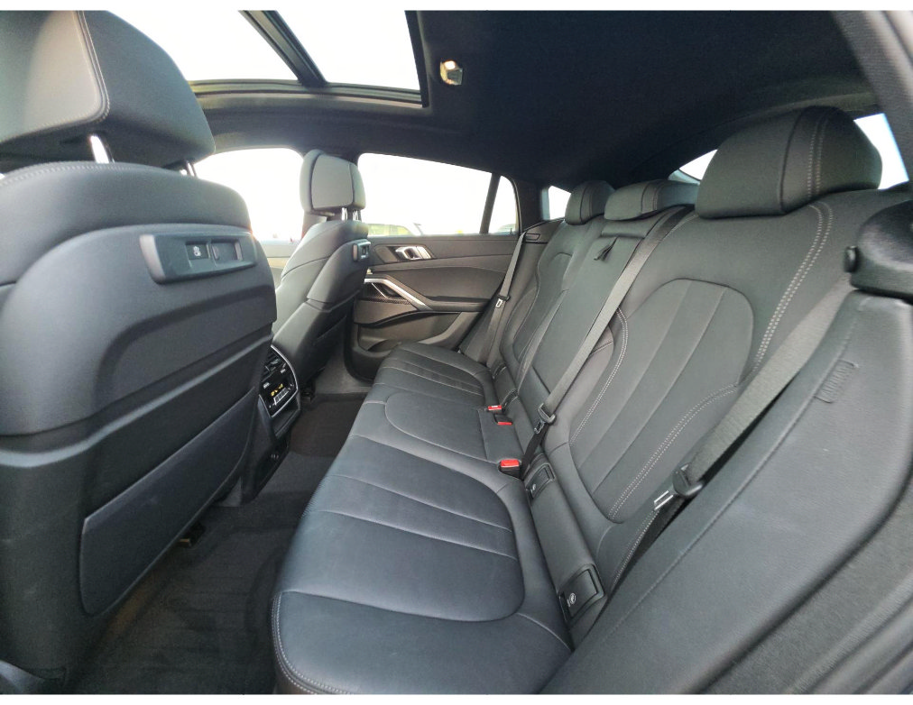 Used 2022 BMW X6 M50i AWD/4WD image 7