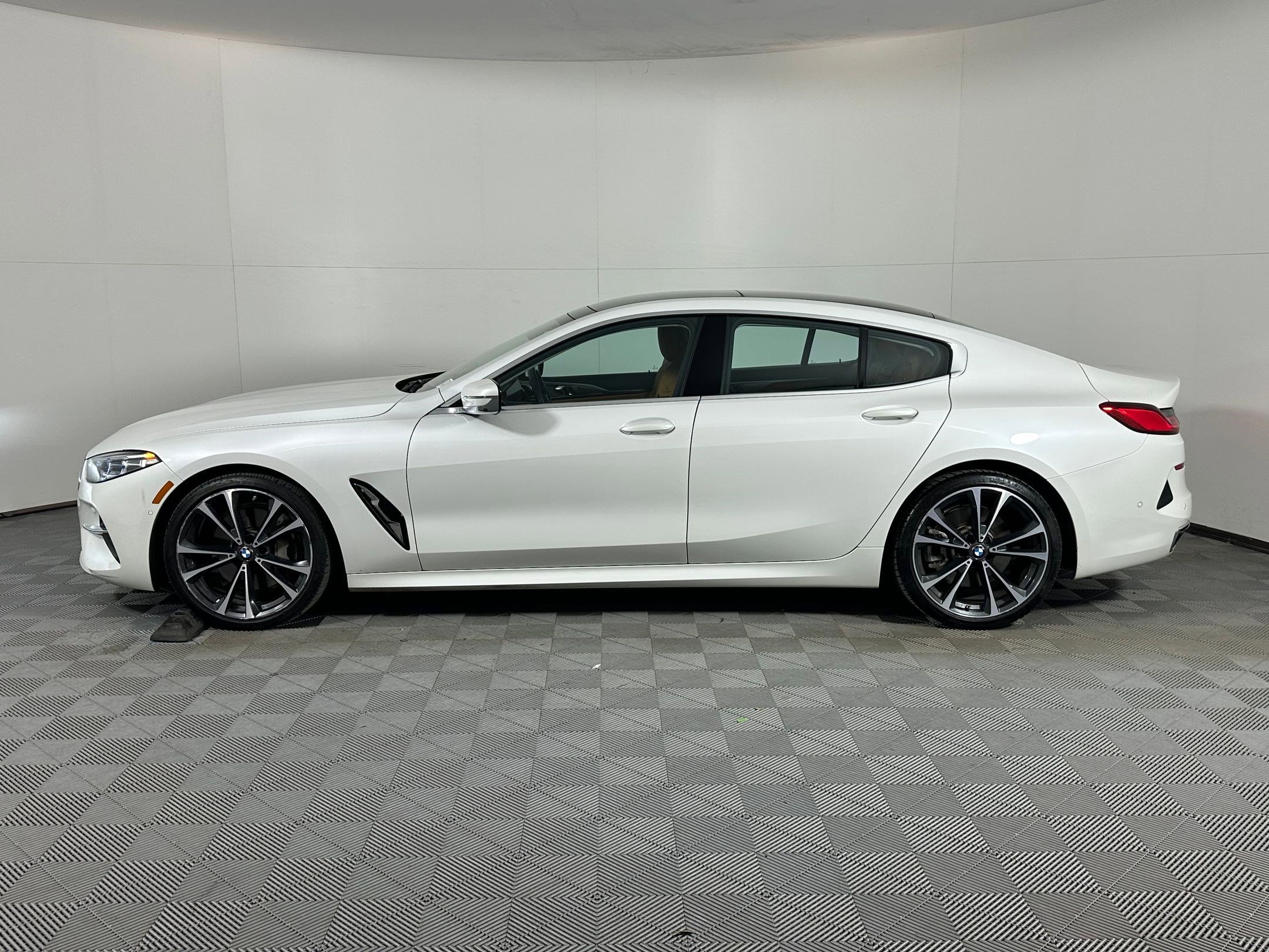 Used 2020 BMW 840i Gran Coupe w/ Comfort Seating Package video 2