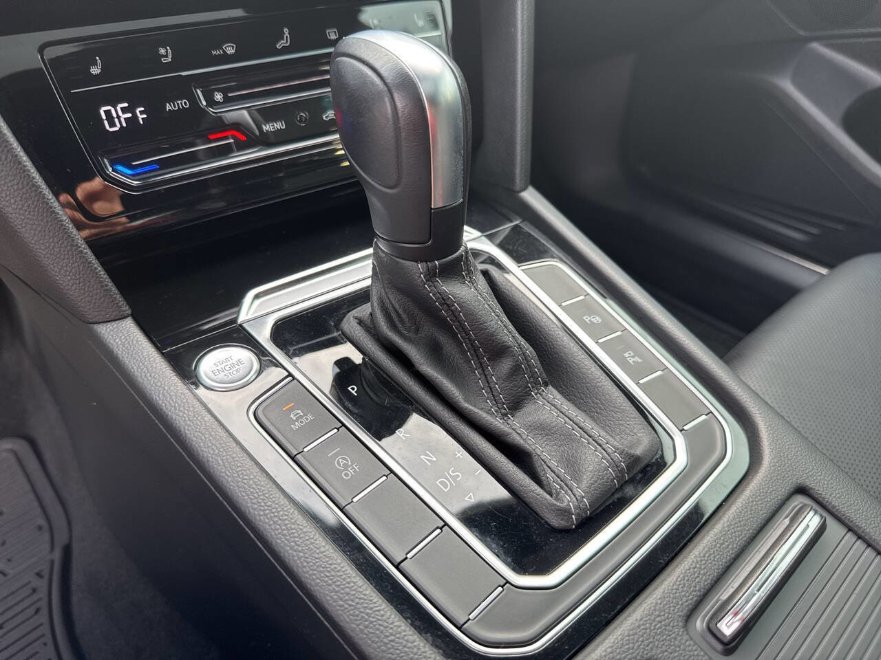 Used 2021 Volkswagen Arteon SEL Premium image 34