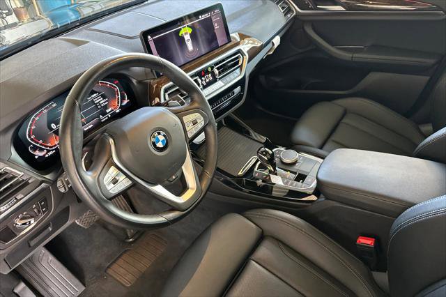 Used 2023 BMW X3 sDrive30i w/ Premium Package image 9