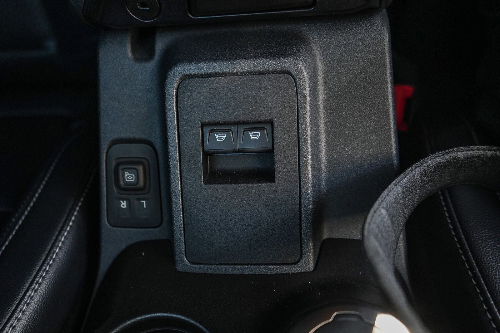 Used 2021 Ford Bronco First Edition AWD/4WD image 21
