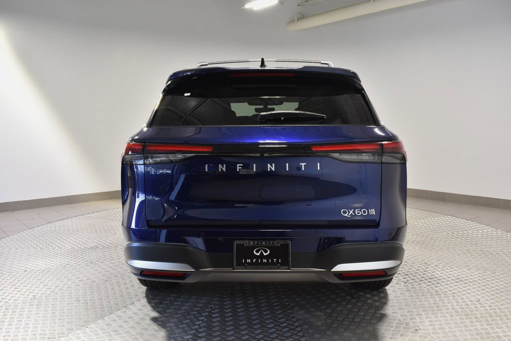 New 2026 INFINITI QX60 Luxe w/ Family Package image 4
