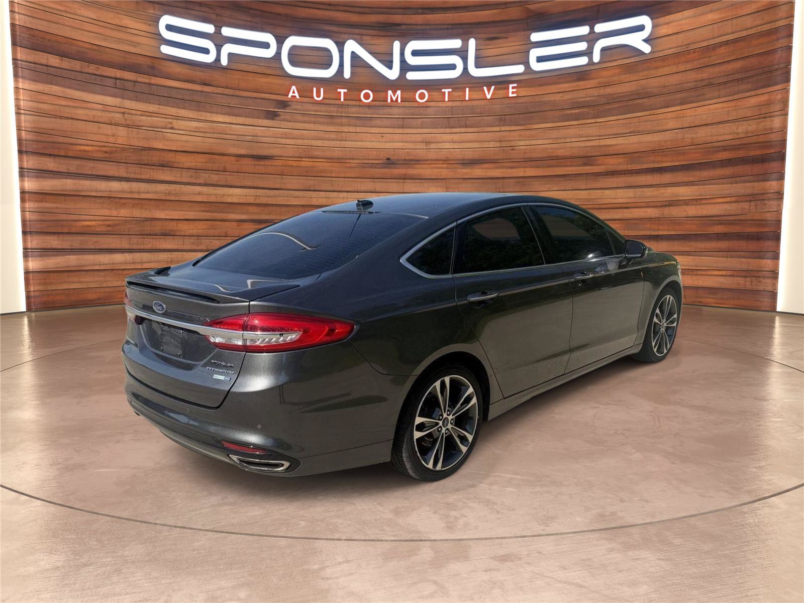 Used 2017 Ford Fusion Titanium AWD/4WD image 7