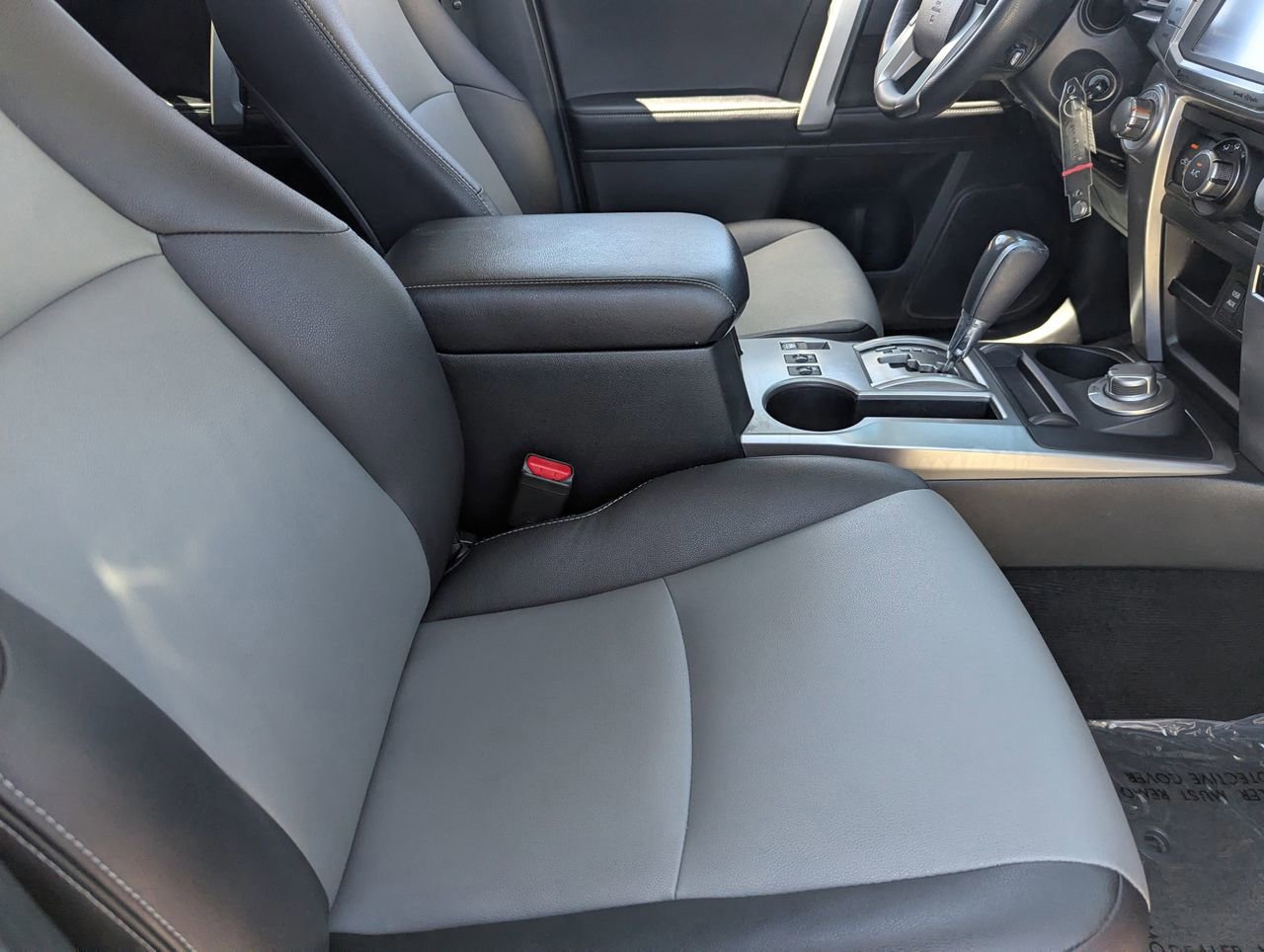 Used 2017 Toyota 4Runner SR5 Premium image 12