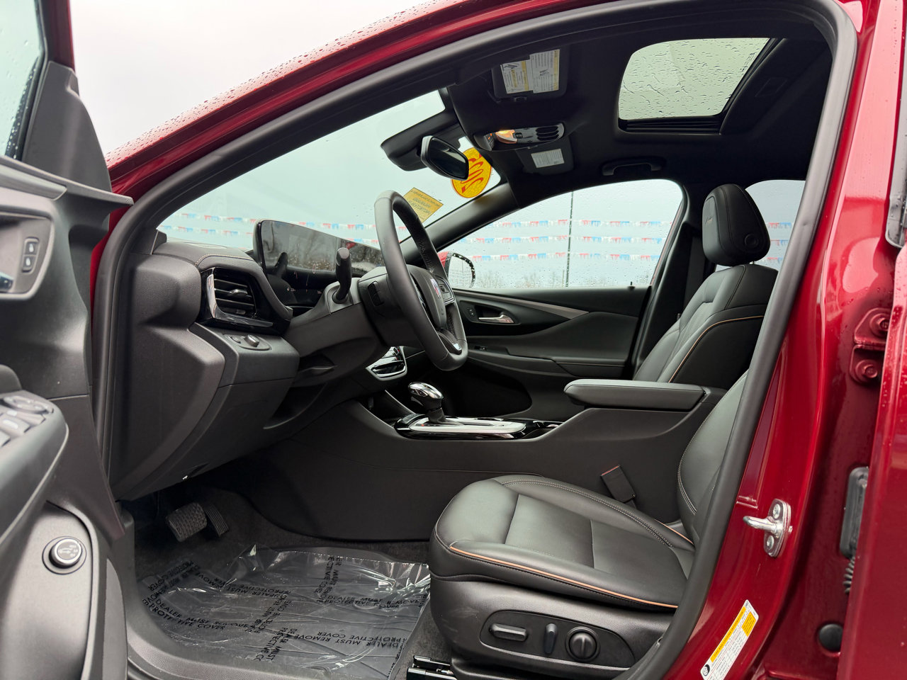 Used 2025 Buick Envista Avenir image 14