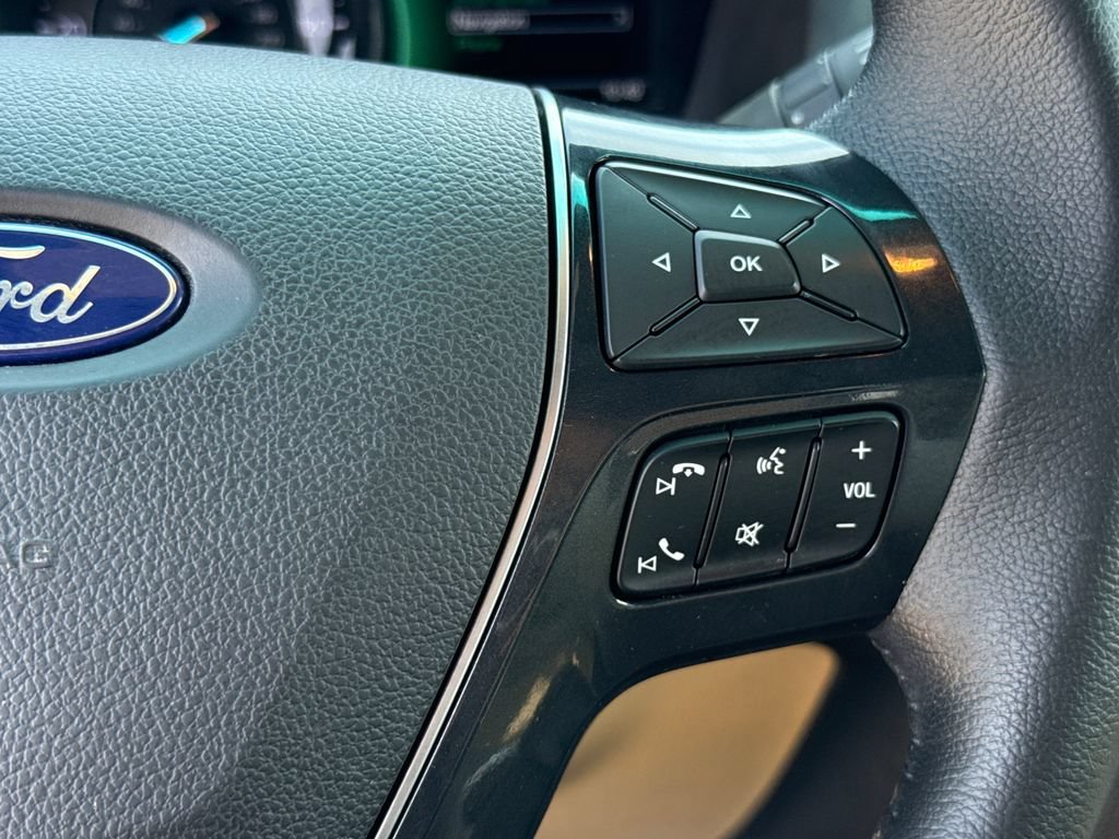 Used 2016 Ford Explorer Limited FWD image 17