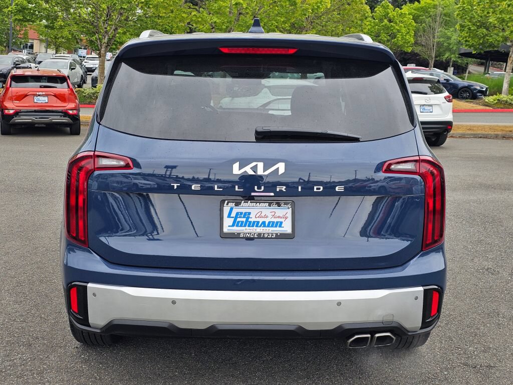 Certified 2024 Kia Telluride S FWD image 6