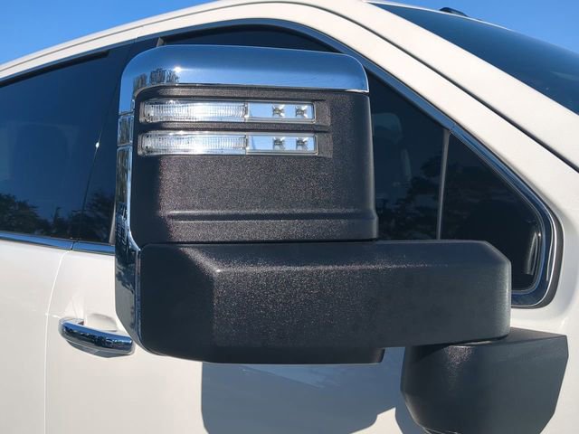 Used 2025 GMC Sierra 2500 Denali Ultimate image 13