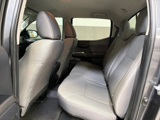 Used 2022 Toyota Tacoma SR5 w/ Technology Package image 34