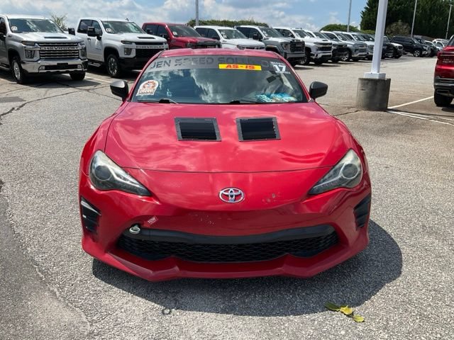 Used 2017 Toyota 86 RWD image 2
