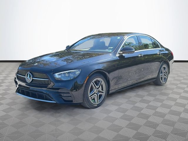 Used 2023 Mercedes-Benz E 350 4MATIC Sedan image 3