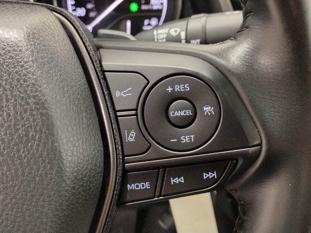 Used 2023 Toyota Camry SE image 23