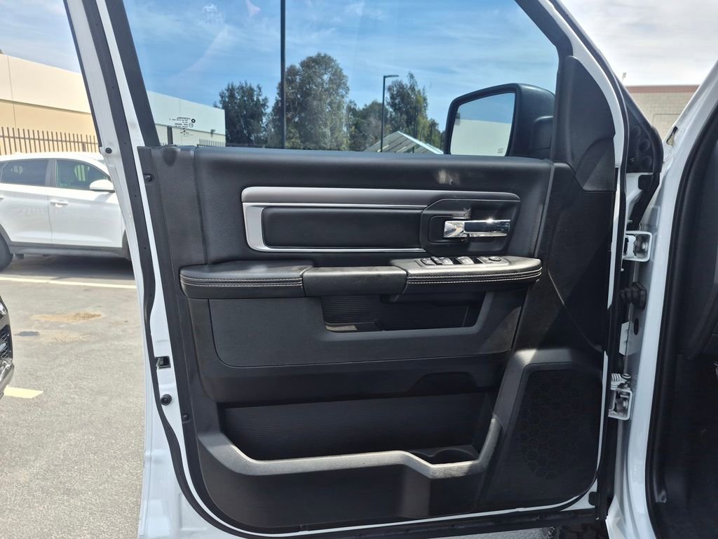 Used 2022 RAM 1500 Classic Warlock w/ Electronics Group image 9