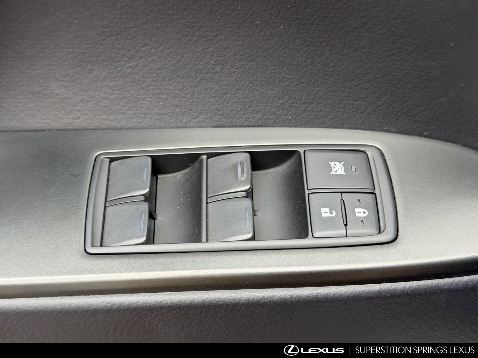 Used 2023 Lexus GX 460 Premium AWD/4WD image 18