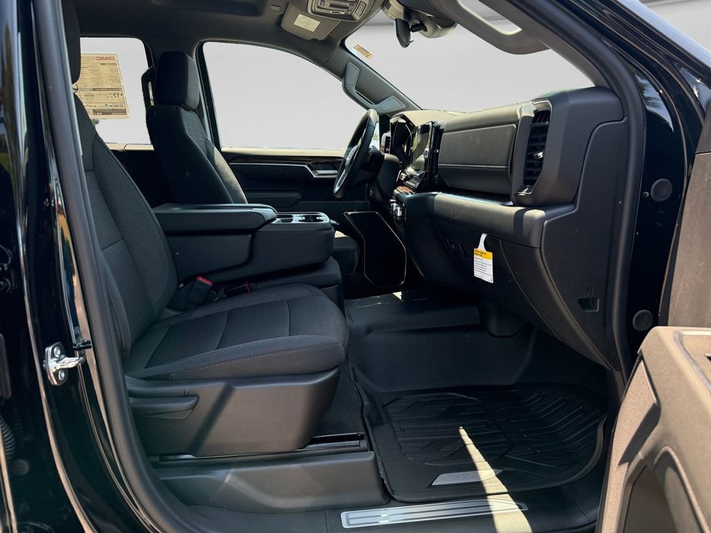 New 2026 GMC Sierra 1500 SLE w/ X31 Off-Road Package AWD/4WD image 17