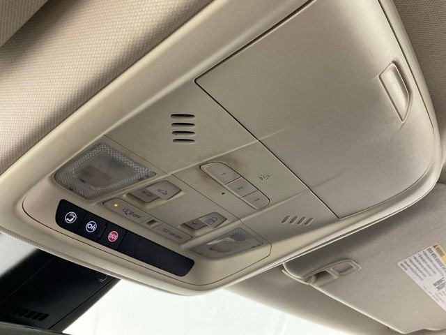 Used 2019 Cadillac XT5 Premium Luxury w/ Driver Assist Package AWD/4WD image 22