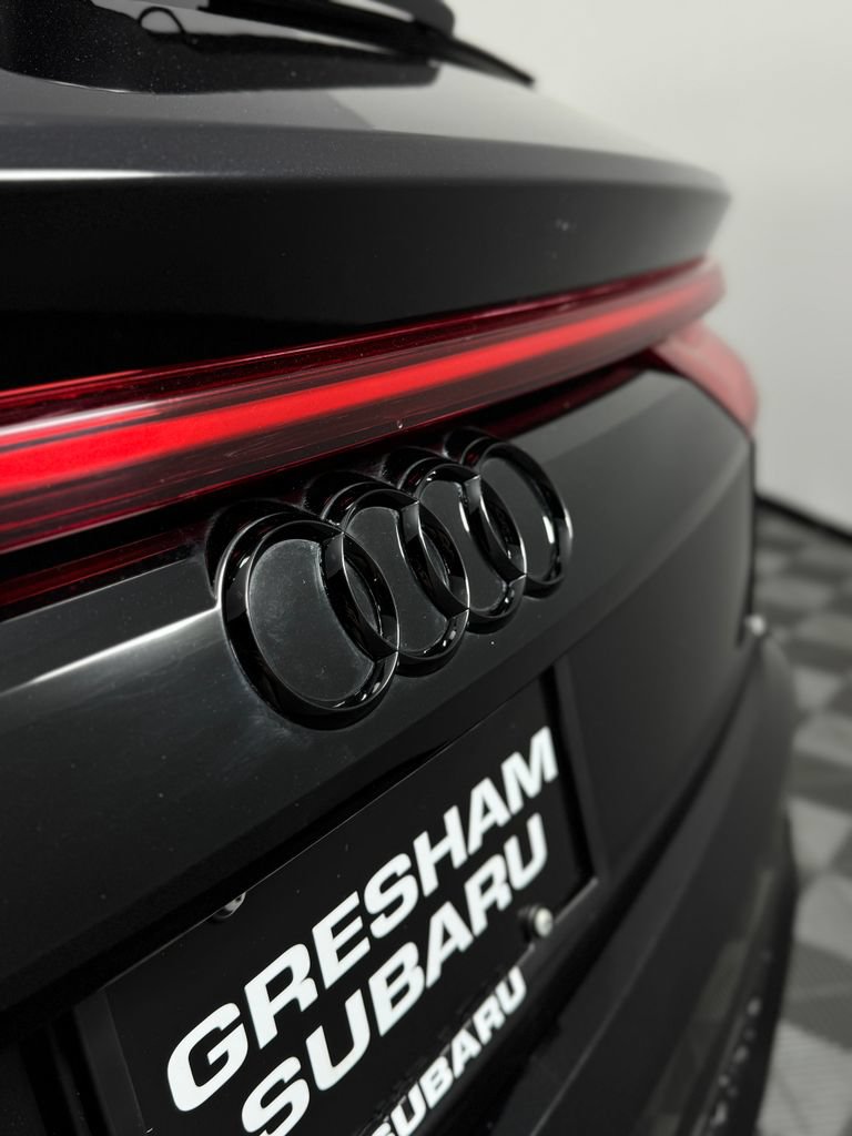Used 2021 Audi RS Q8 w/ Luxury Package AWD/4WD image 50