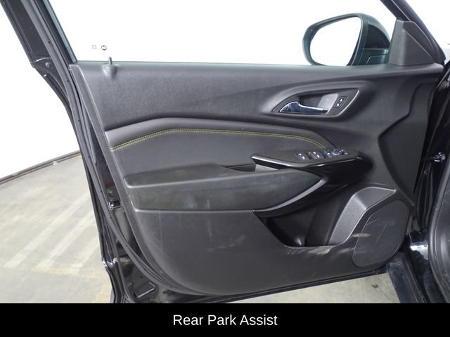 Used 2024 Chevrolet Trax ACTIV w/ Sunroof Package FWD image 16