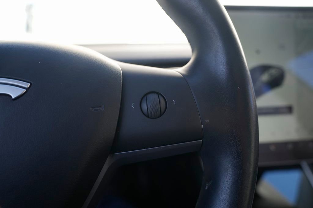 Used 2018 Tesla Model 3 Performance image 40