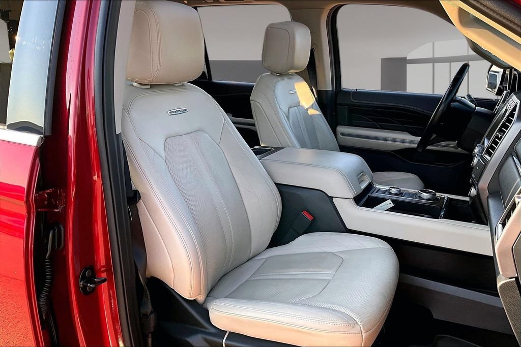 Used 2019 Ford Expedition Platinum AWD/4WD image 7