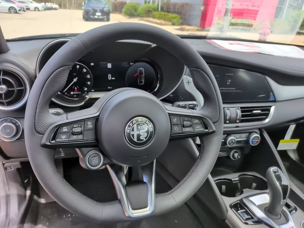 New 2026 Alfa Romeo Giulia AWD image 34