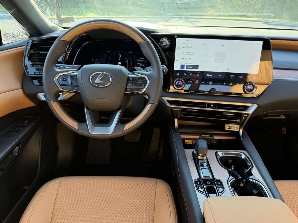 Used 2026 Lexus RX 350 Premium w/ Accessory Package (Z1) AWD/4WD image 8