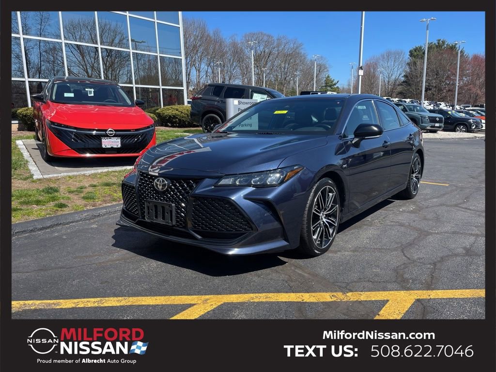 Used 2019 Toyota Avalon XSE w/ All Weather Liner Package image 1