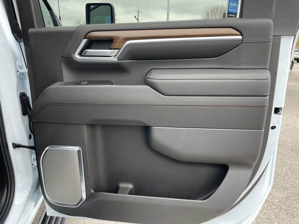 New 2026 Chevrolet Silverado 2500 High Country w/ High Country Premium Package image 40