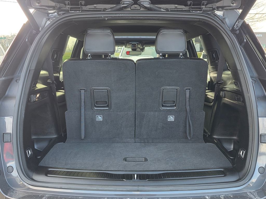 Used 2024 Jeep Grand Cherokee L Altitude image 32