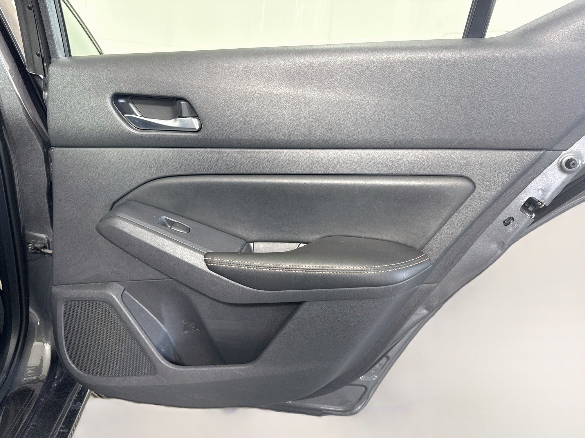 Used 2019 Nissan Altima 2.5 SR w/ SR Premium Package AWD/4WD image 28