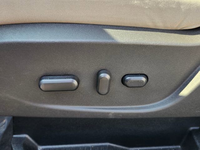 Used 2018 Ford Escape SE image 11